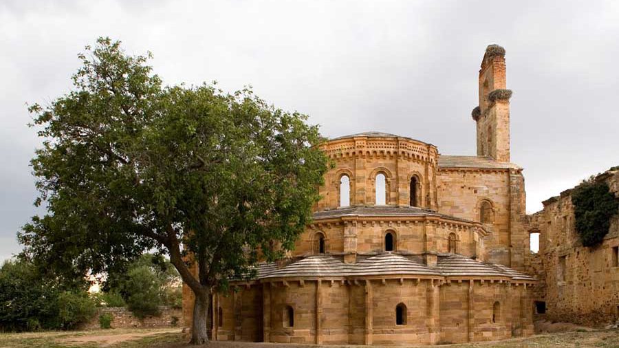CastillayLeon_Zamora_MonasteriocisterciensedeMoreruela_exteriorcabecera_JuntadeCastillayLeon0 copia