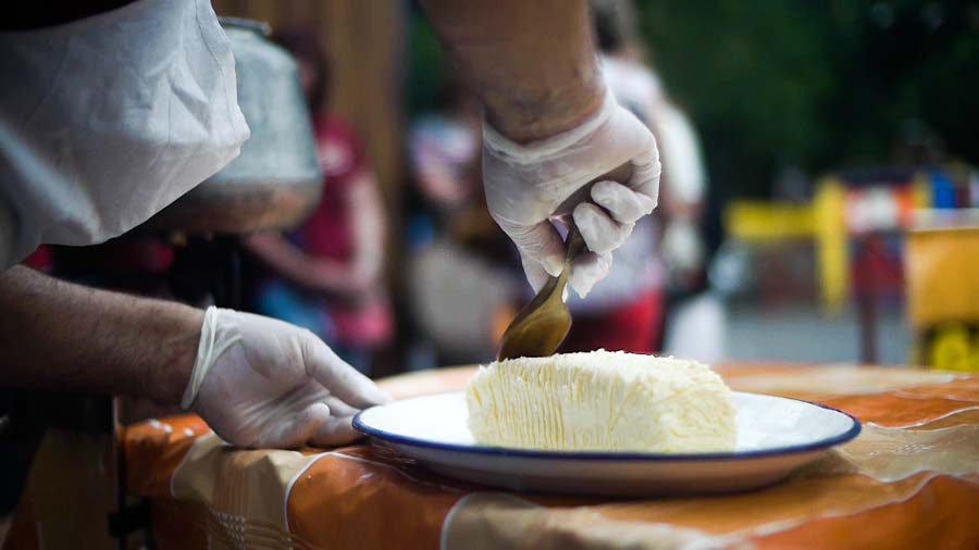Detalle manteiga Tsaciana